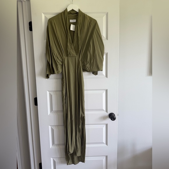 S/W/F Plunge Dress in Amazon Green - Picture 5 of 16